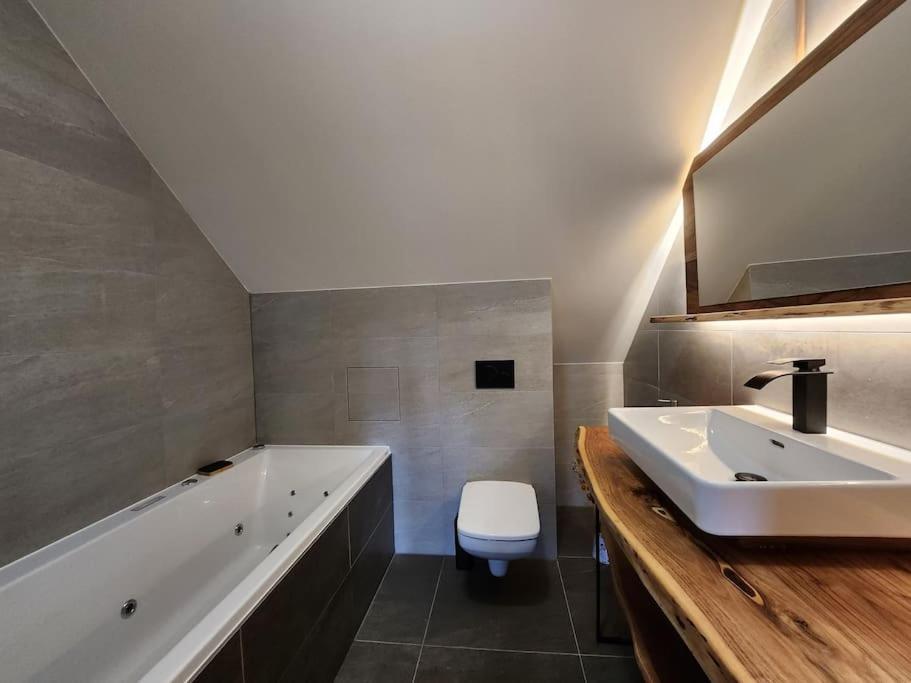 Krasny Apartman Refrino V Prirode Železná Ruda Exterior foto